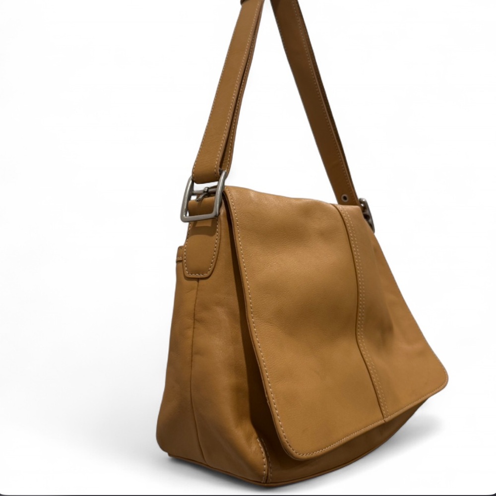 Vintage Coach - Picture 2 of 10